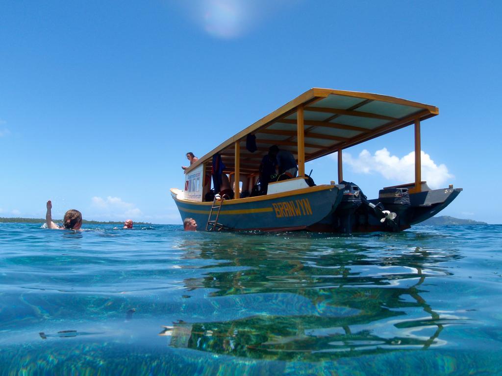 Bunaken Divers Sea Breeze Resort Exterior foto