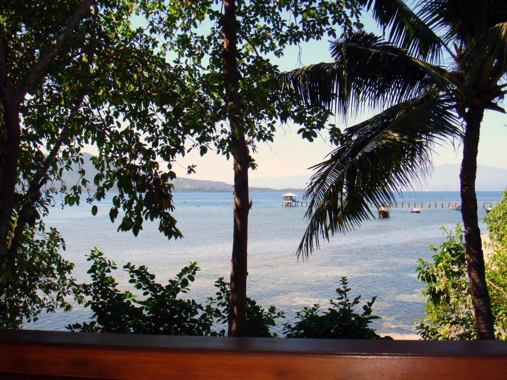 Bunaken Divers Sea Breeze Resort Exterior foto