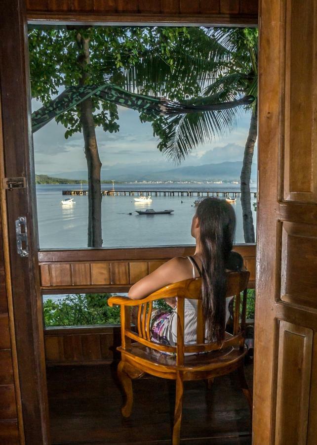Bunaken Divers Sea Breeze Resort Exterior foto