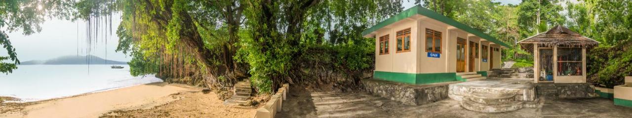 Bunaken Divers Sea Breeze Resort Exterior foto